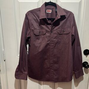 Men’s wrangler button down long sleeve shirt sz small with front pockets NWOT